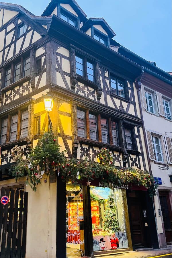 A store decorated for Christmas