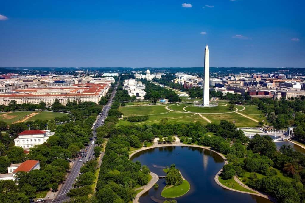 Aerial view of the Washington Monument 